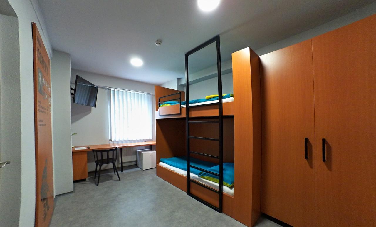 Sporthotel Zimni Stadion Benesov Benesov  Dış mekan fotoğraf