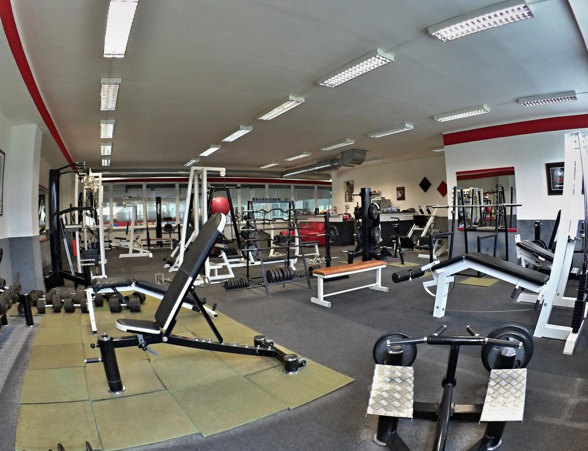 Sporthotel Zimni Stadion Benesov Benesov  Dış mekan fotoğraf